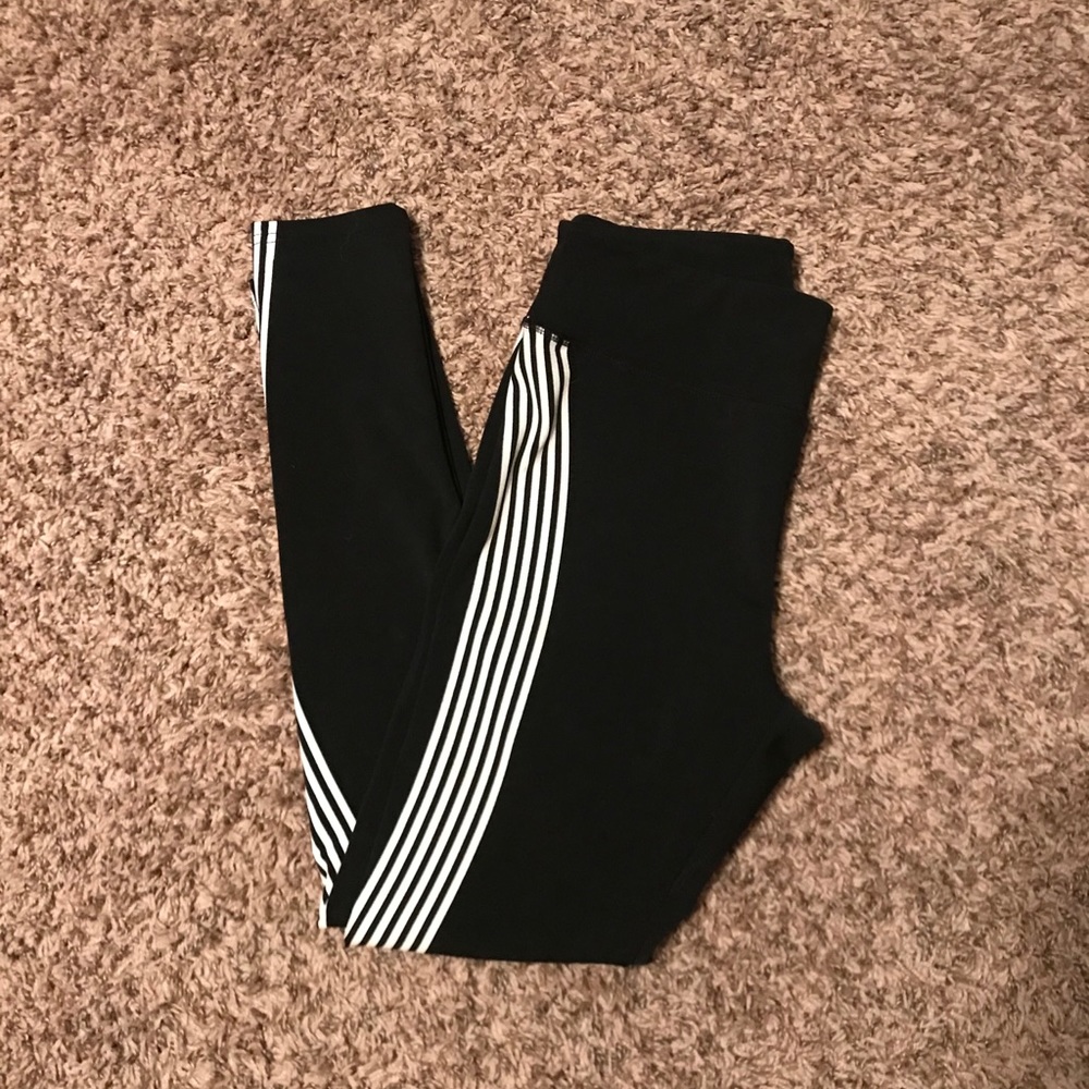 Squat proof leggings.